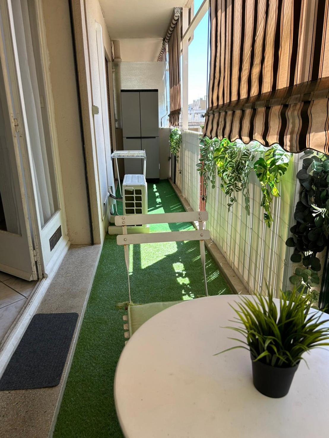 Cosy & Zen Centre Apartment *